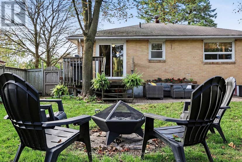 163 Grove Street E — photo 38 of 40