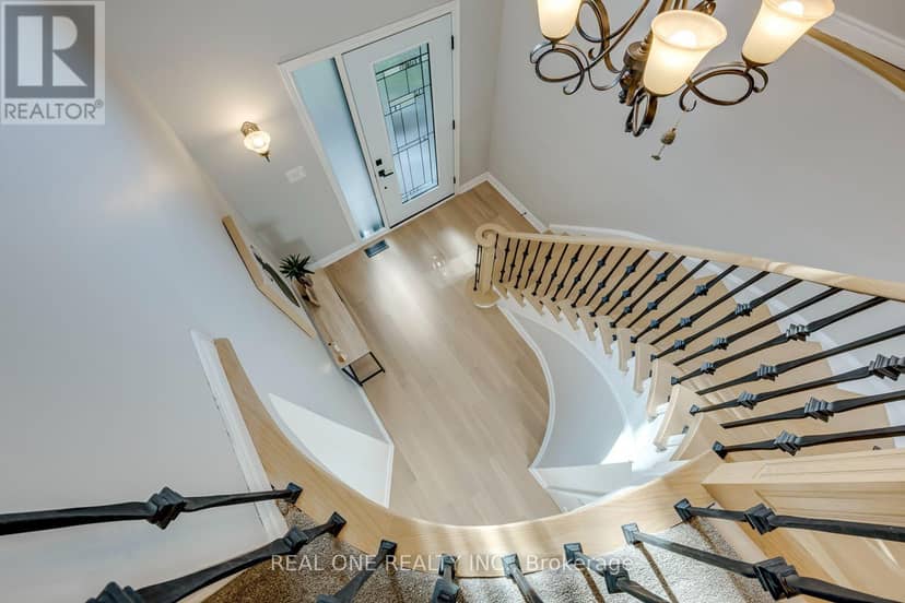 403 Parkridge Crescent — photo 28 of 40