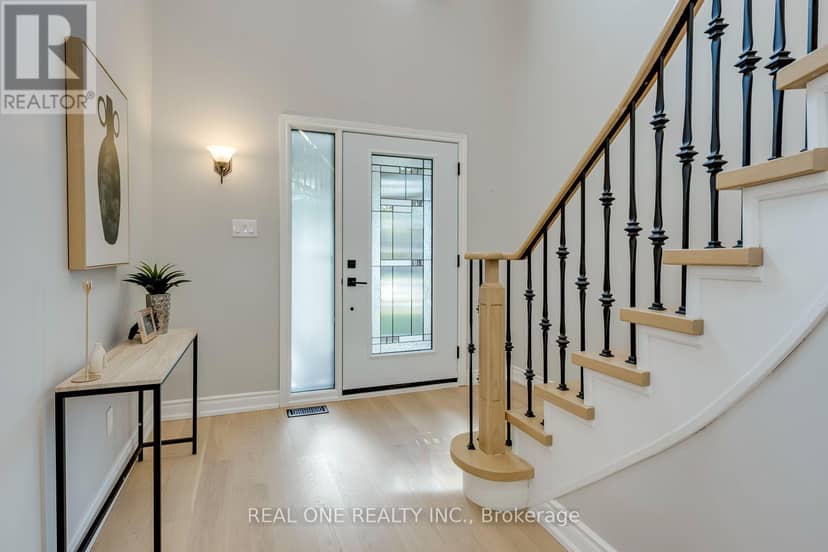 403 Parkridge Crescent — photo 7 of 40