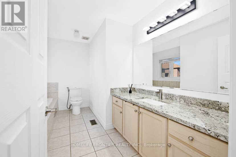 18 Hopkins Crescent — photo 20 of 35