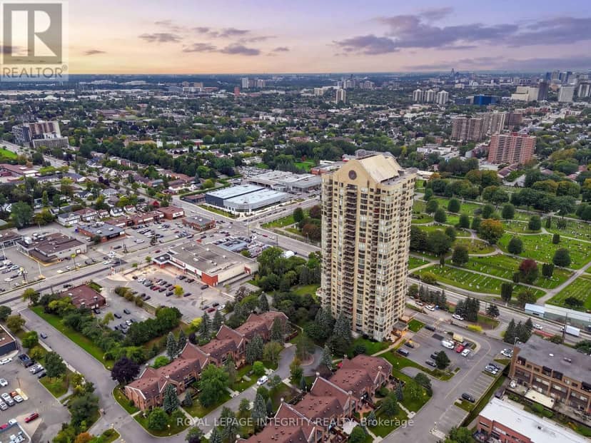302 - 545 St Laurent Boulevard, Ottawa, photo 2