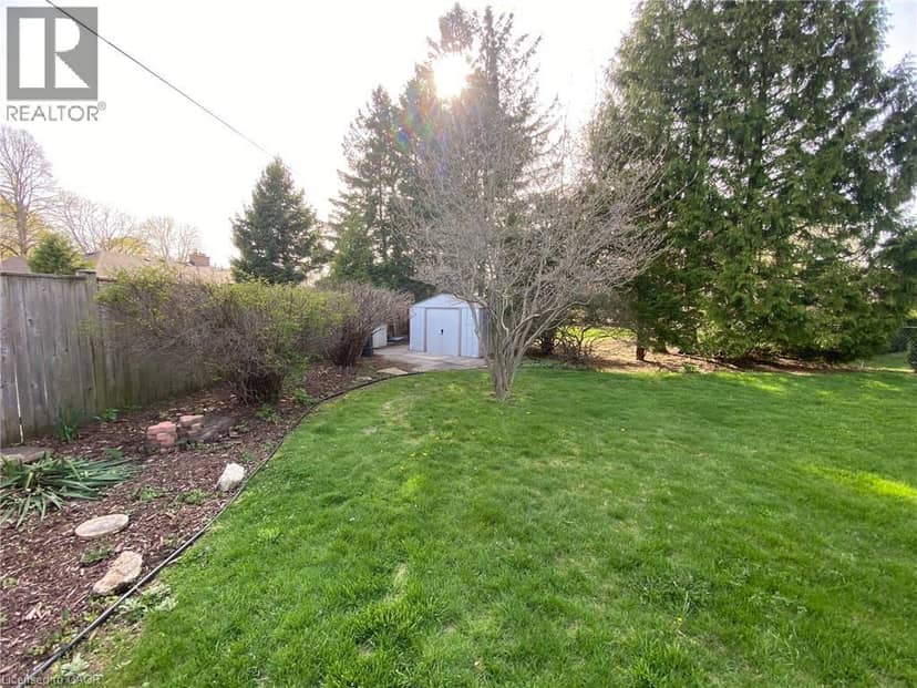 16 DALEVIEW Crescent — photo 21 of 24