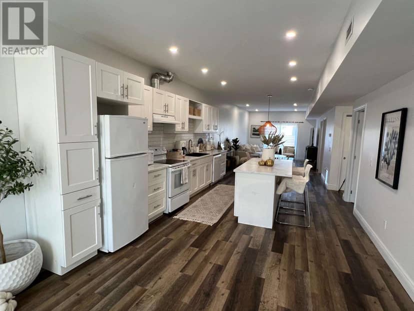 774 Dyment ST — photo 8 of 16