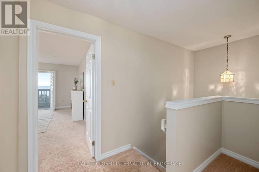 32 - 374 Front Street — photo 21 of 40