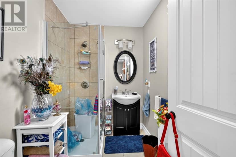 5 Shea Place — photo 17 of 37