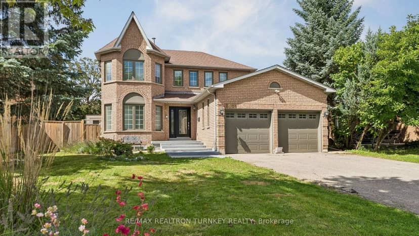 263 Chambers Crescent — photo 2 of 40