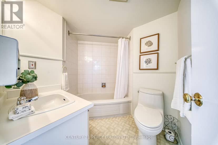 1004 - 2 Westney Road N — photo 25 of 40