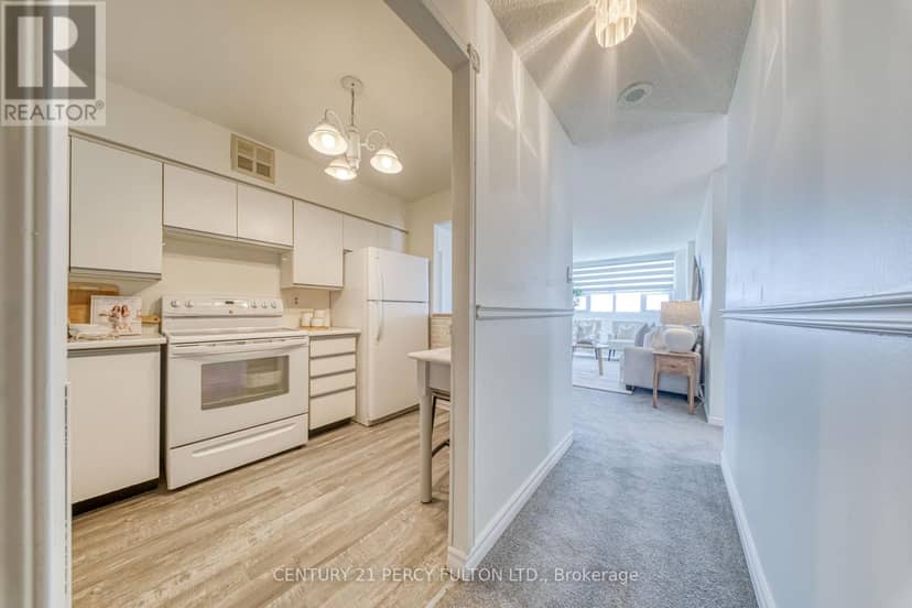 1004 - 2 Westney Road N, Ajax, photo 8