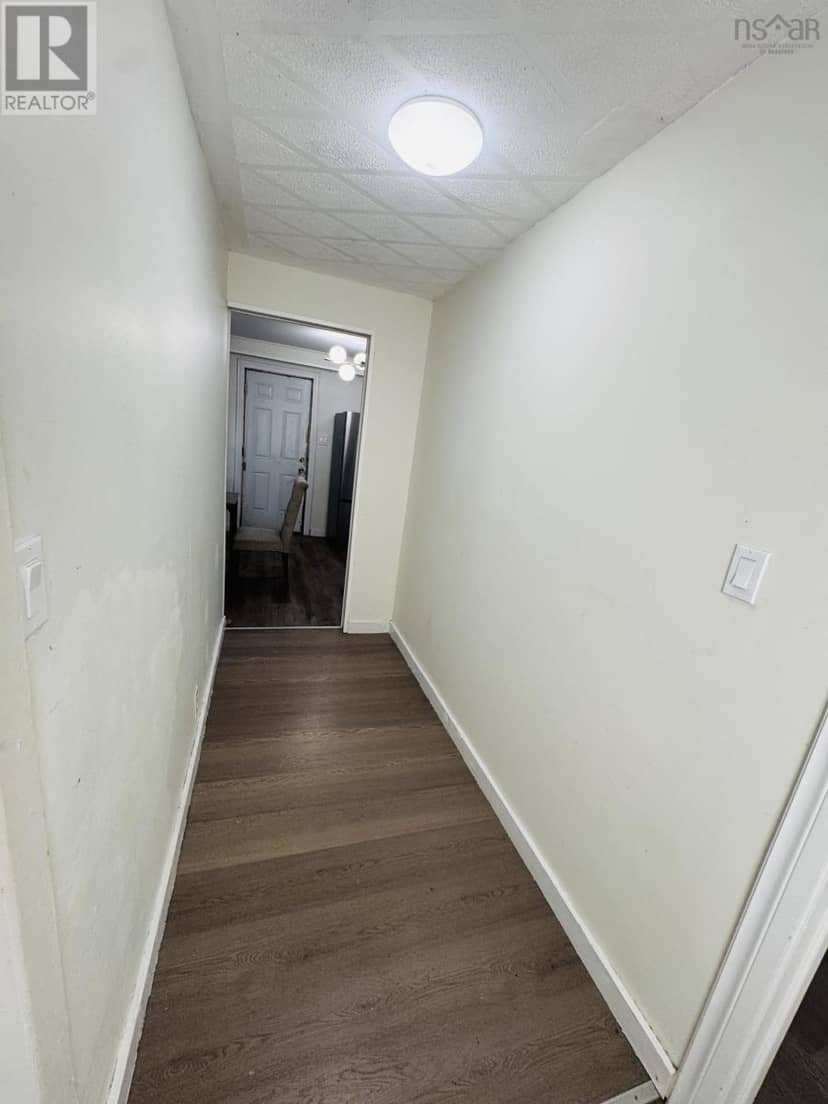 266-268 Lingan Road — photo 8 of 17