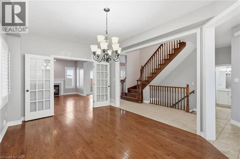 84 DEERBORN Drive, Hamilton, photo 8