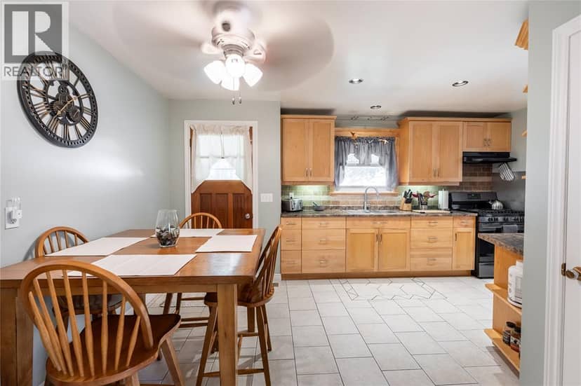 80 Macnab Street, Lambton Shores, photo 7