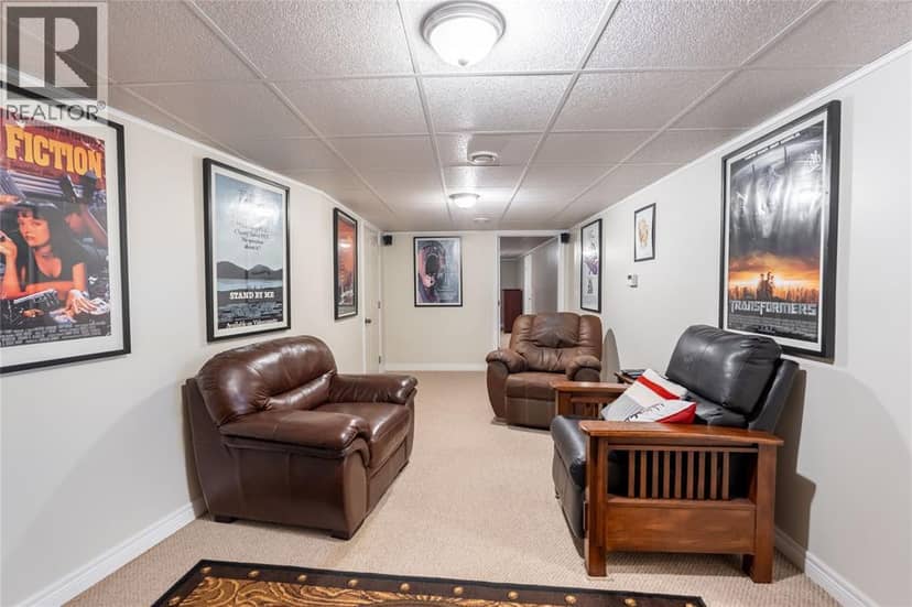 80 Macnab Street — photo 18 of 40