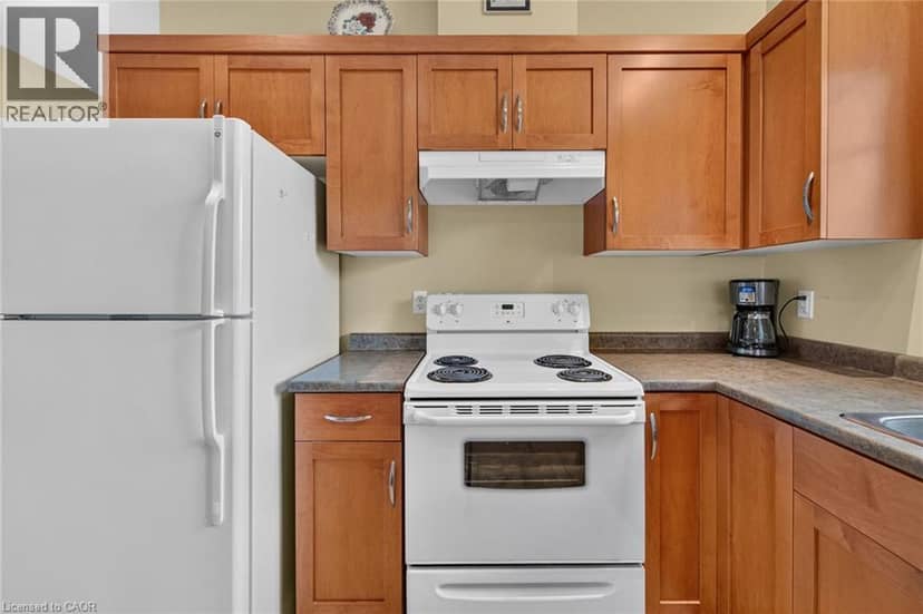 1041 PINE Street Unit# 1 — photo 11 of 40