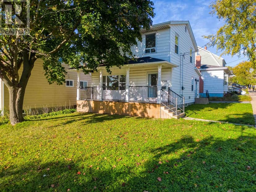 6581 London Street, Halifax Peninsula