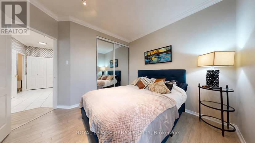 110 - 11 Townsgate Drive — photo 27 of 40