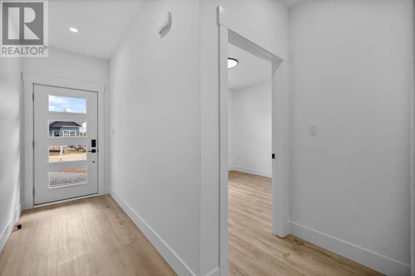 191 Rogerson Street — photo 5 of 32