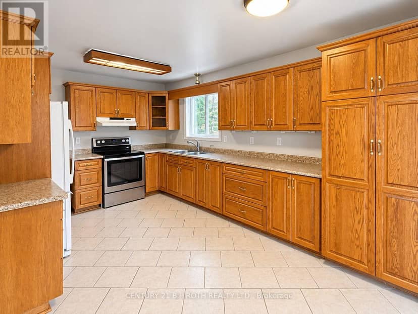 872 Dominion Avenue, Midland, photo 5