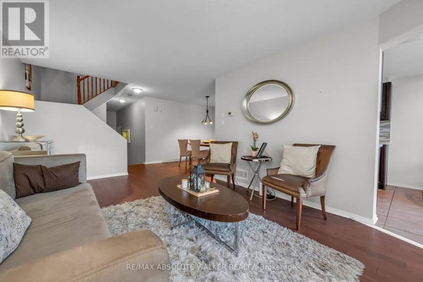 1104 Candlewood Street, Ottawa, photo 6