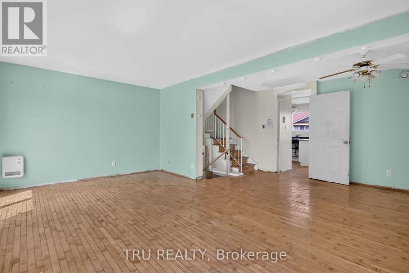 27 - 2050 Riviera Terrace — photo 15 of 40