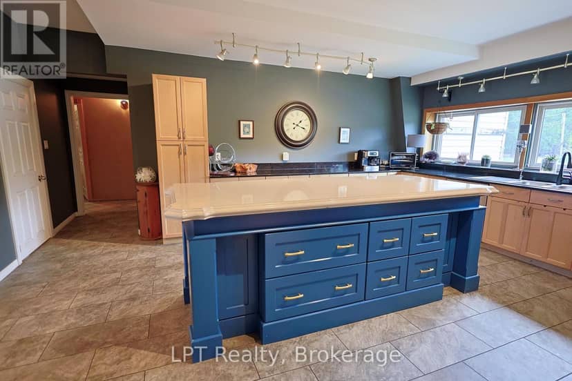 42 Elks Club Road — photo 14 of 37