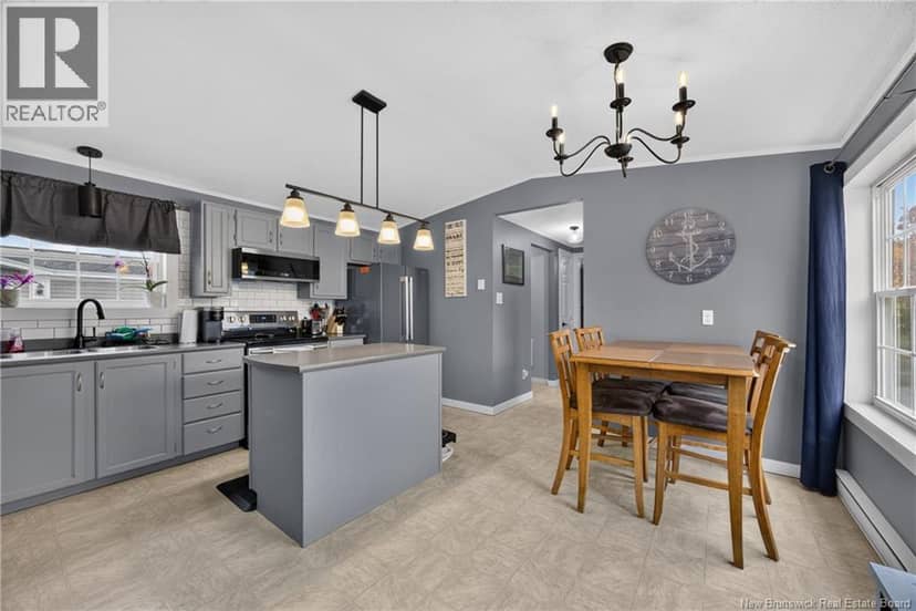 63 Glenmar Drive — photo 11 of 29