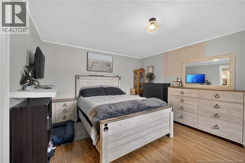 63 Glenmar Drive — photo 17 of 29
