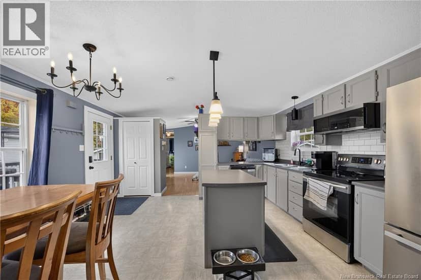 63 Glenmar Drive — photo 8 of 29