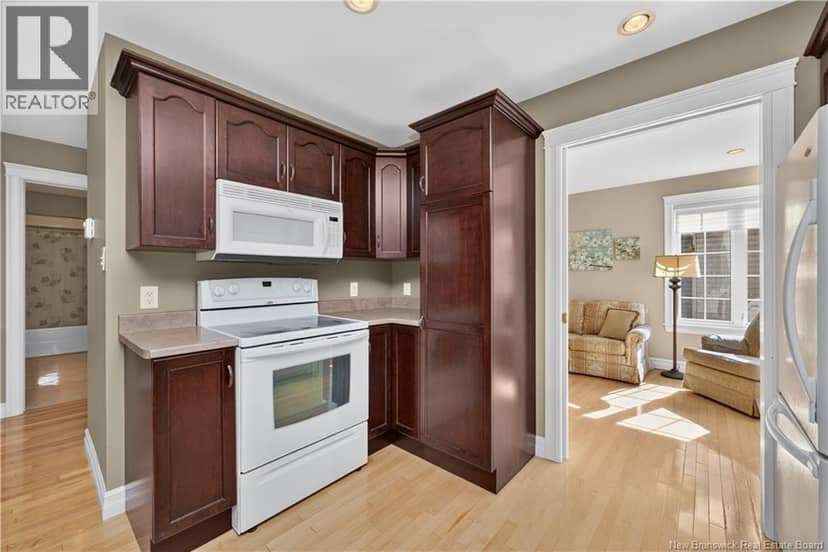 3 Eastgate Court, Riverview, photo 7