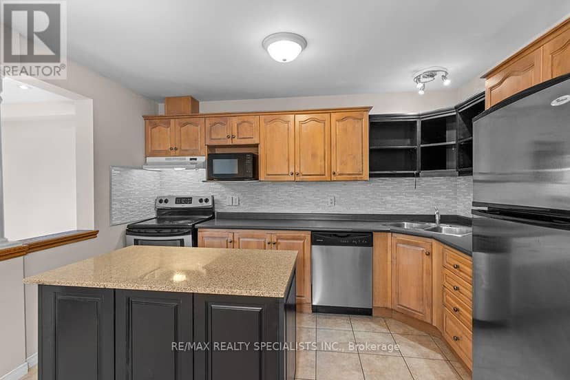 292 Briarmeadow Drive — photo 6 of 40