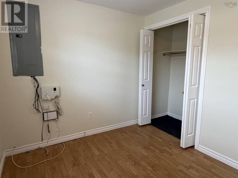 162 Upper McLean Street — photo 21 of 29