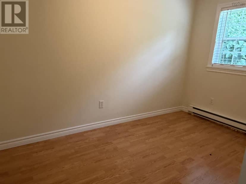162 Upper McLean Street — photo 22 of 29