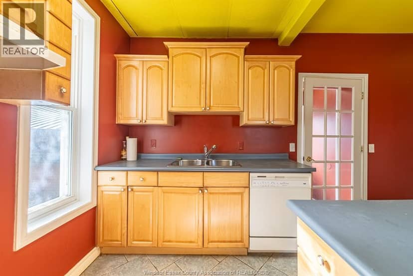 60 Setterington Street — photo 9 of 39