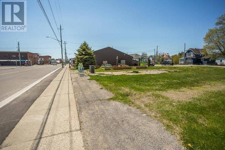 182 & 184 Main ST — photo 3 of 14