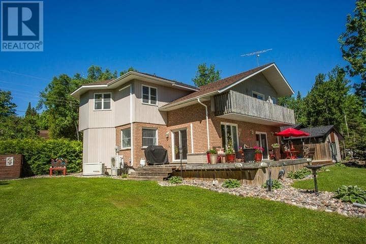 2750 Canoe Point RD, St. Joseph Township — photo 30 of 40