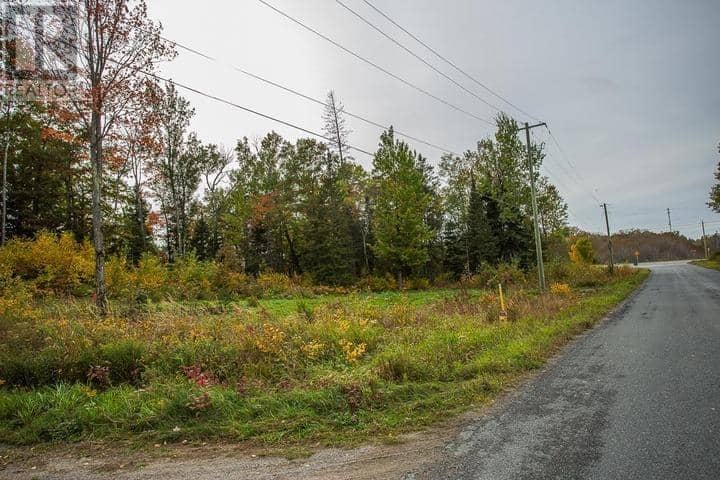 5 Station RD — photo 26 of 26