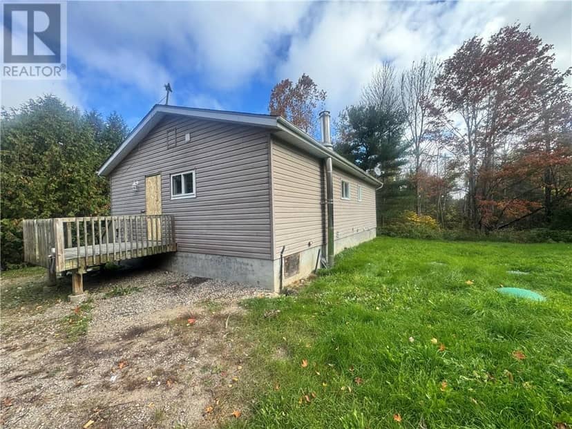 2000 RICHARDS Road, Mattawa, photo 2