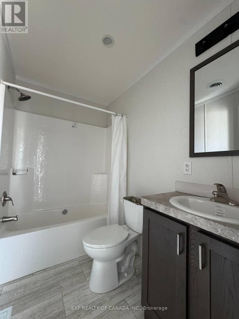 192 Remi Crescent — photo 10 of 11