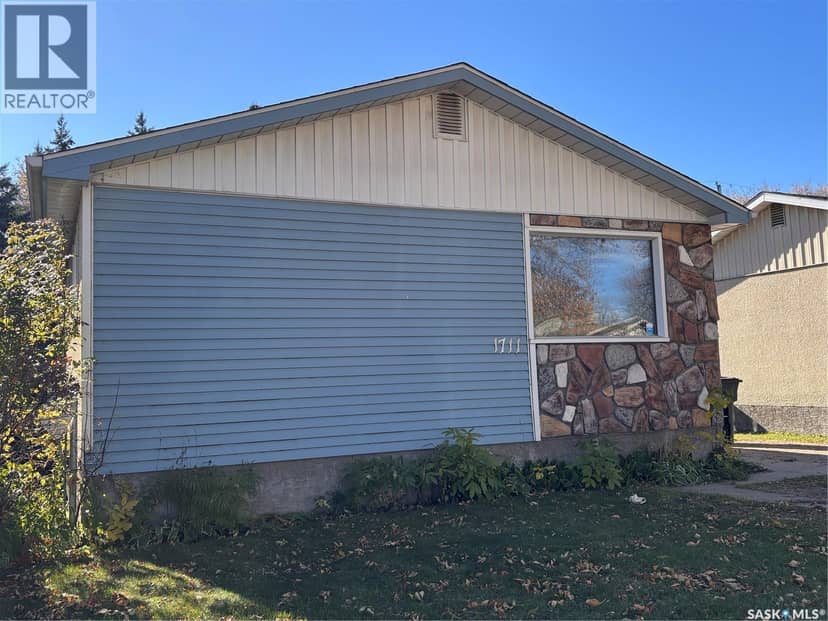 1711 13th STREET W, Prince Albert, photo 2