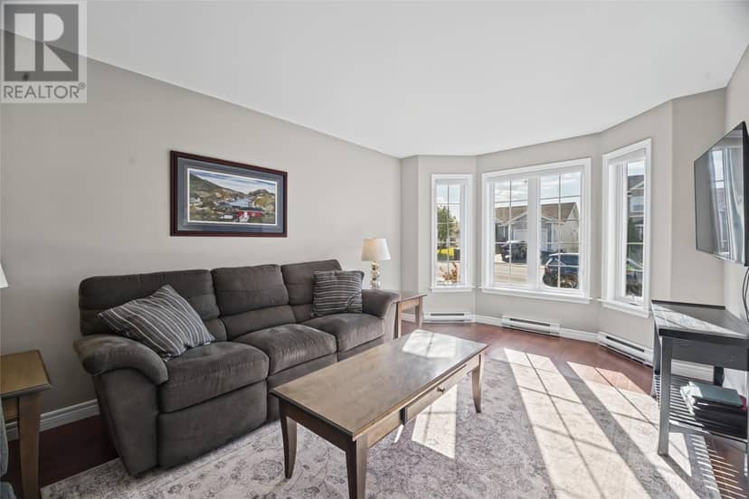 8 Ossington Street, Paradise, photo 3