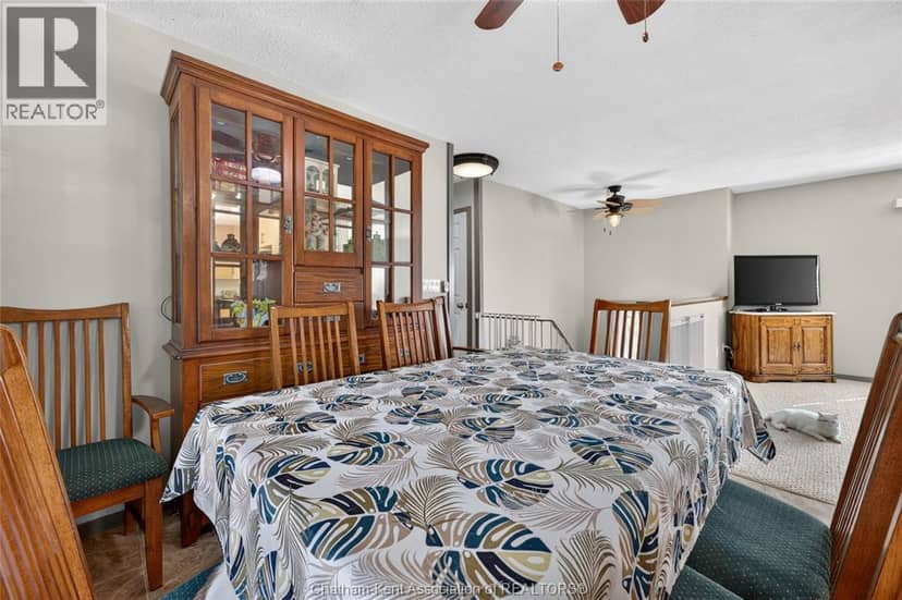 13471 Jane Street — photo 10 of 40