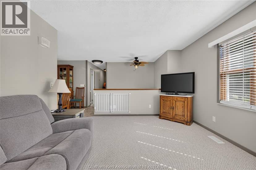 13471 Jane Street — photo 13 of 40