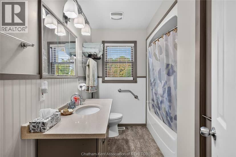 13471 Jane Street — photo 16 of 40