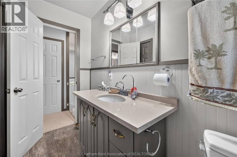 13471 Jane Street — photo 17 of 40