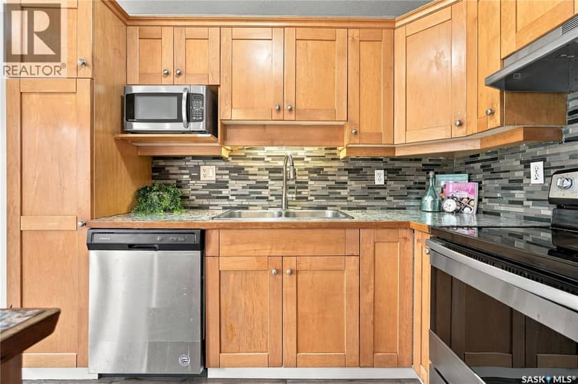 50 103 Banyan CRESCENT — photo 16 of 40