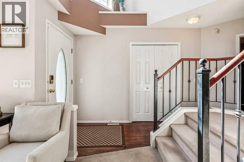 40 Country Hills Bay NW, Calgary, photo 3
