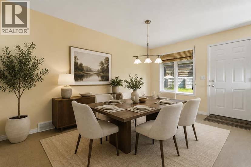 116 Rockyledge Crescent NW — photo 9 of 33