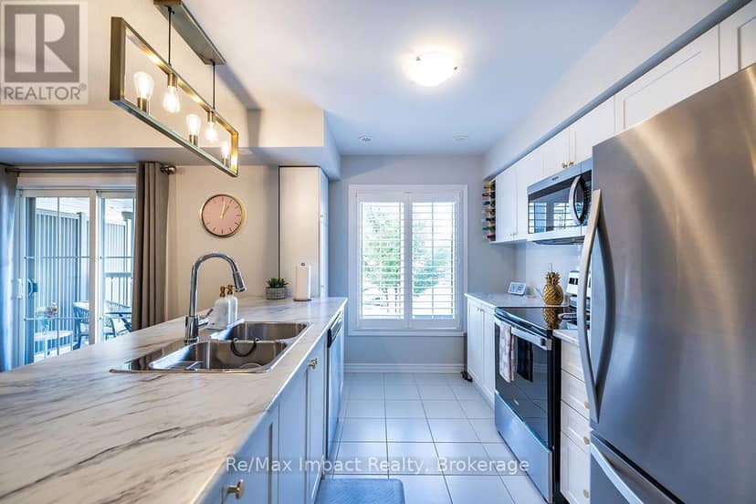 26 Amulet Way, Whitby, photo 4