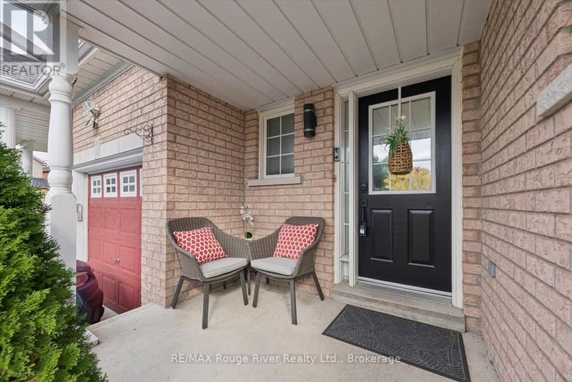 50 Treen Crescent, Whitby, photo 3