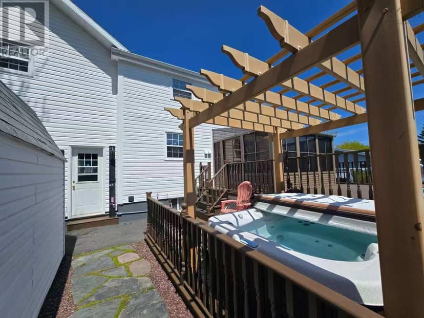 80 Parkwood Drive — photo 20 of 21