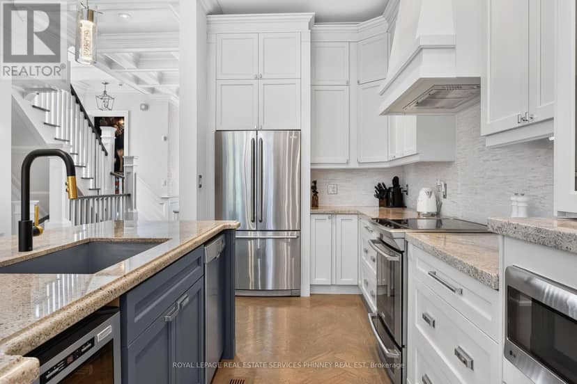 245 Florence Avenue — photo 14 of 40